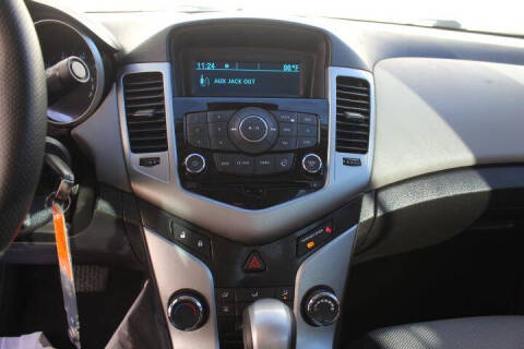 2013 Chevrolet Cruze LS Auto