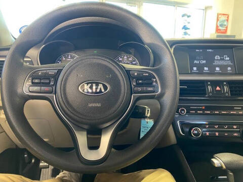 2018 Kia Optima LX