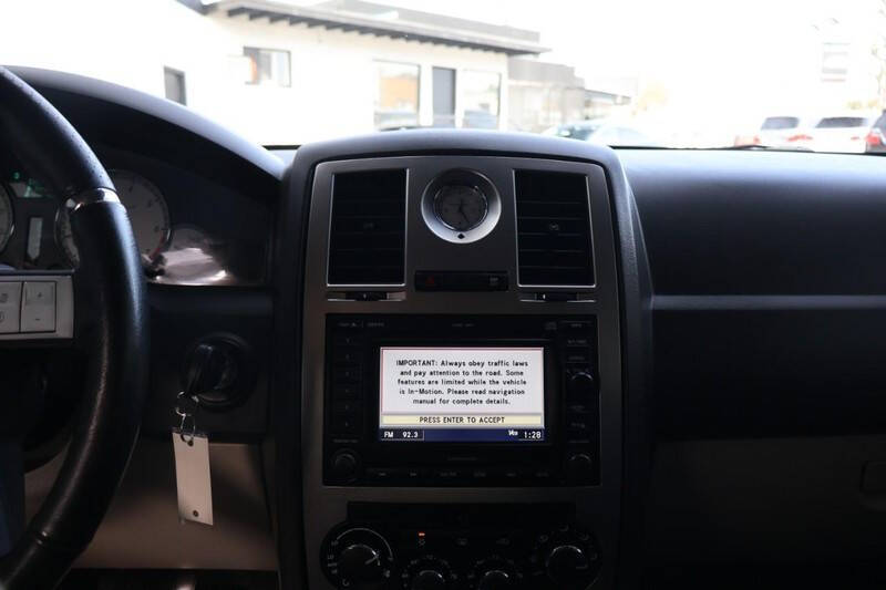 2006 Chrysler 300 SRT-8