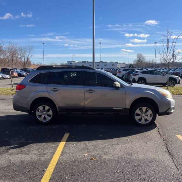 2010 Subaru Outback 2.5i Premium