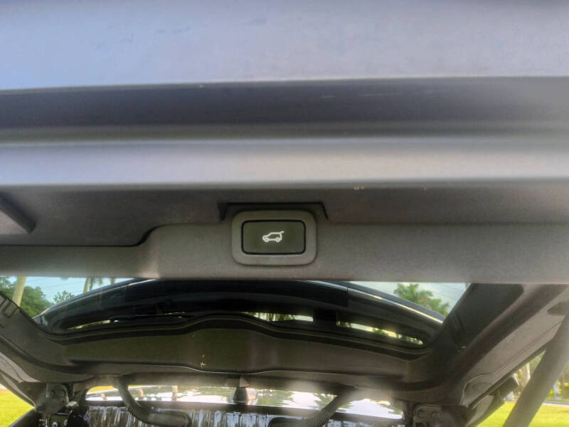 2017 Land Rover Discovery HSE