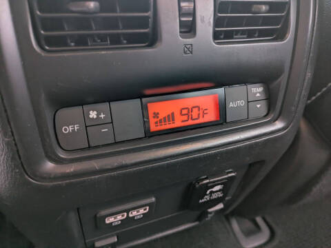 2017 Nissan Pathfinder SL