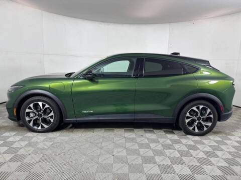 2025 Ford Mustang Mach-E Select