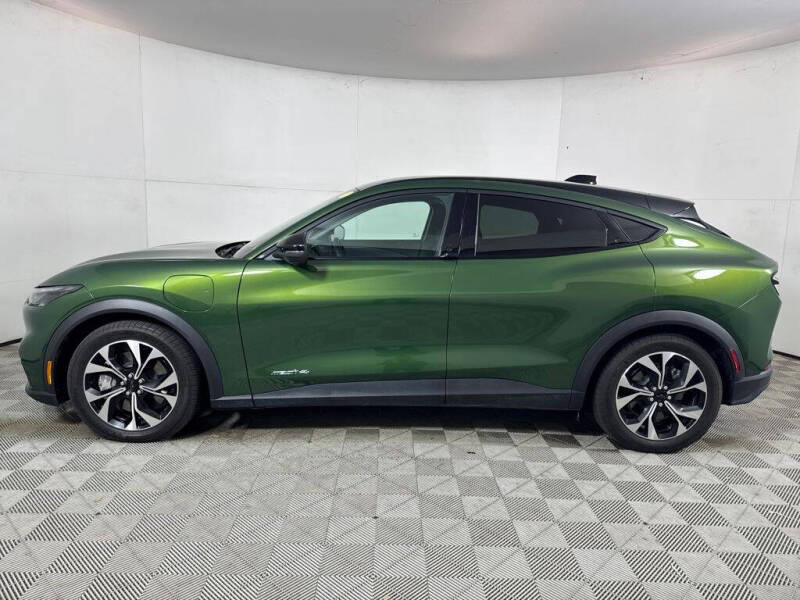 2025 Ford Mustang Mach-E Select