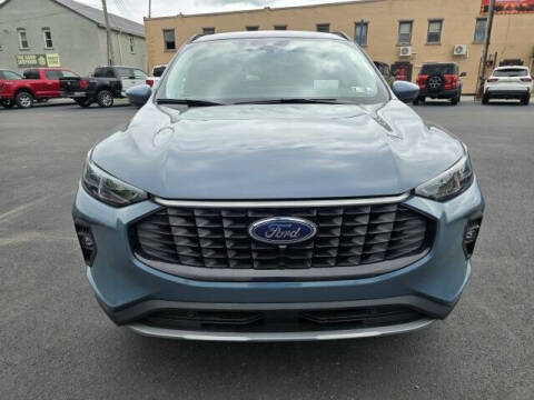 2024 Ford Escape Platinum