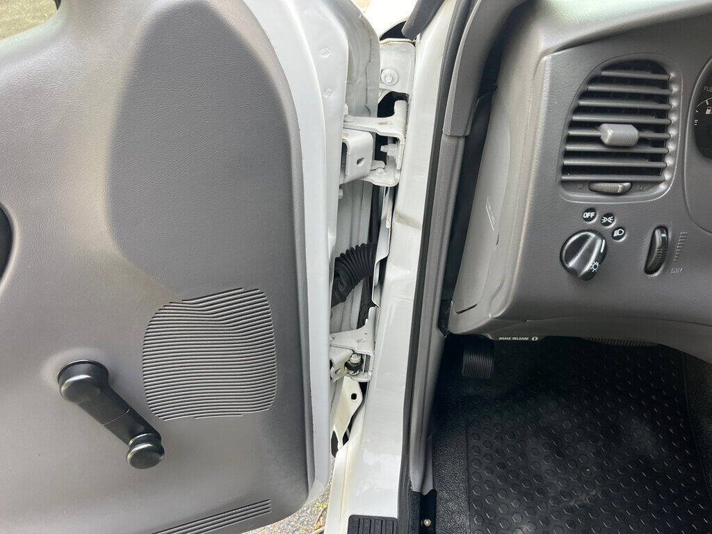 2002 Ford Ranger 61