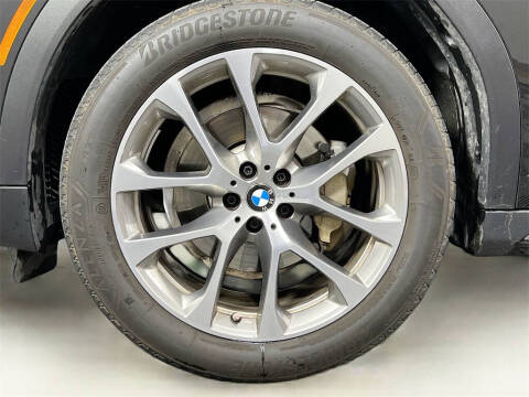 2022 BMW X6 xDrive40i