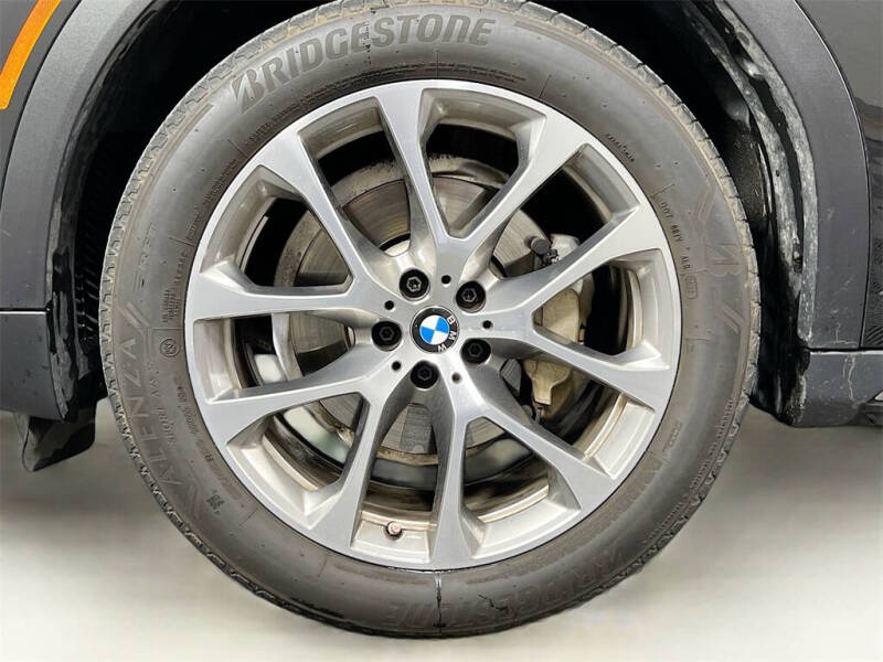 2022 BMW X6 xDrive40i