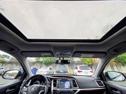 2016 Toyota Highlander Hybrid Limited Platinum