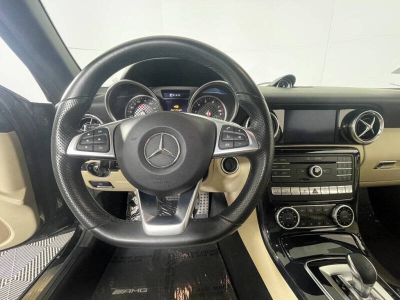 2019 Mercedes-Benz SLC SLC 300