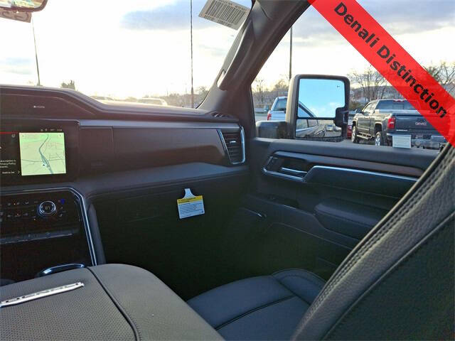 2025 GMC Sierra 2500HD