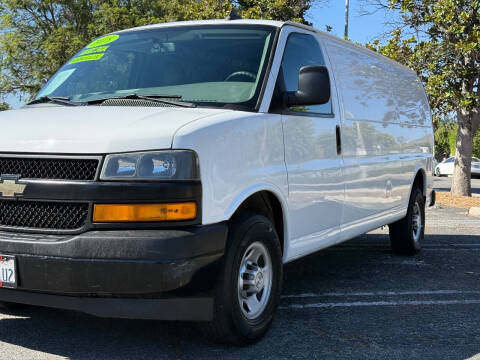 2018 Chevrolet Express 2500