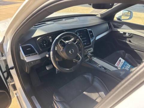 2019 Volvo XC90 T6 R-Design