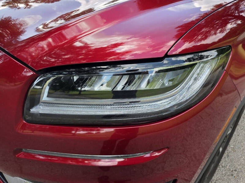 2019 Lincoln Nautilus Select