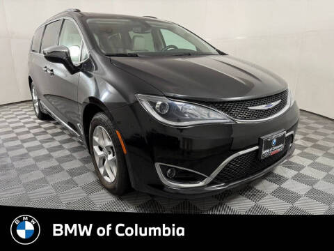 2020 Chrysler Pacifica for sale at Preowned of Columbia in Columbia MO