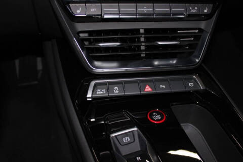 2023 Audi e-tron GT quattro Premium Plus