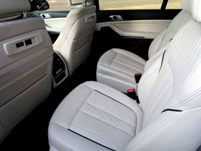 2019 BMW X7 xDrive40i