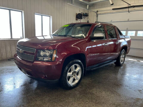 2008 Chevrolet Avalanche for sale at Sand's Auto Sales in Cambridge MN