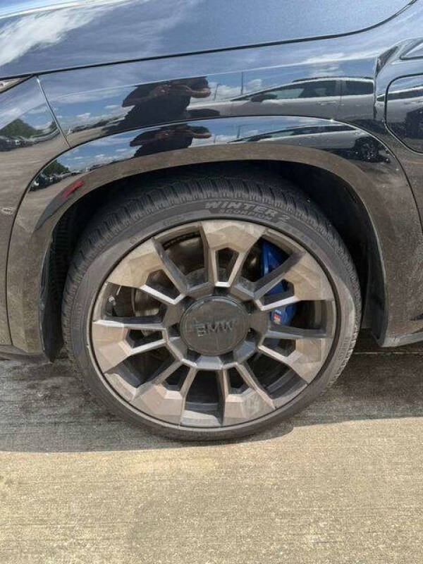 2023 BMW XM