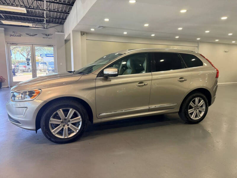 2016 Volvo XC60 T6 Drive-E