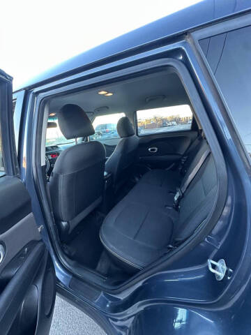 2015 Kia Soul +