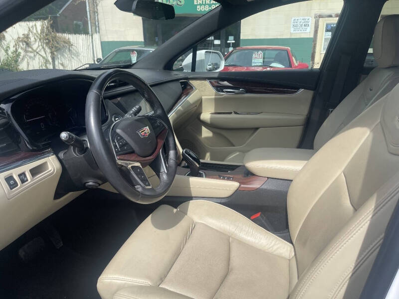 2017 Cadillac XT5 Luxury
