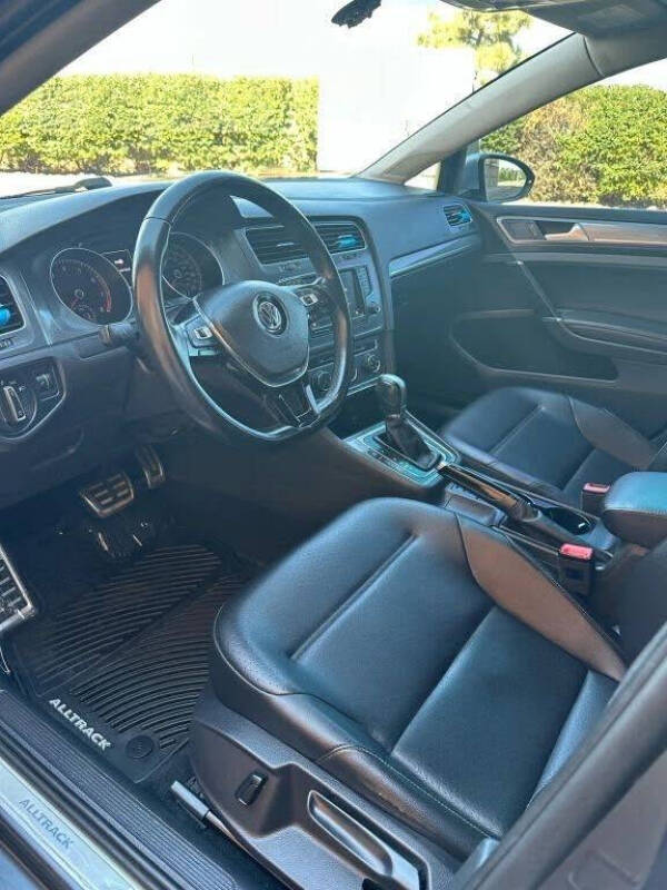 2017 Volkswagen Golf Alltrack