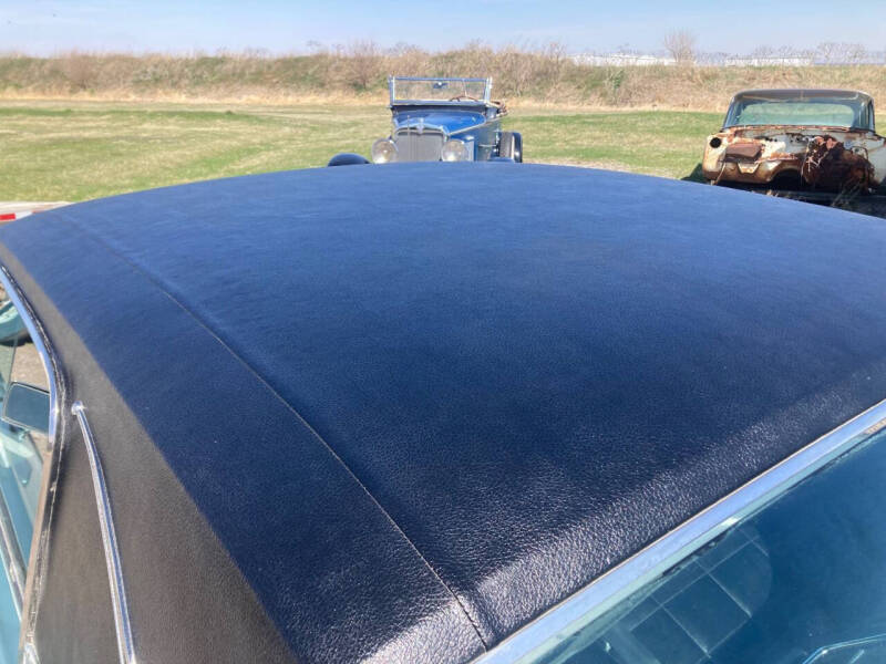 1966 Ford Thunderbird