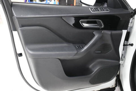 2020 Jaguar F-PACE 25t Premium