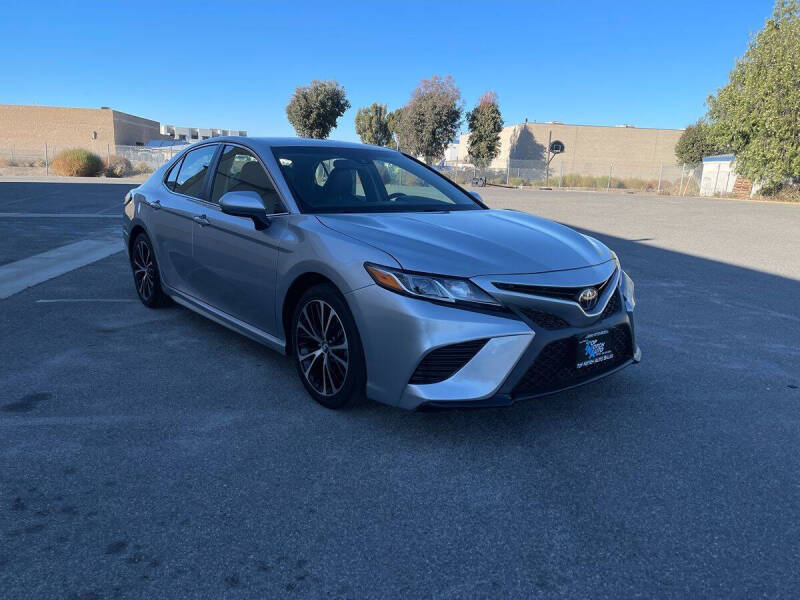 2018 Toyota Camry SE