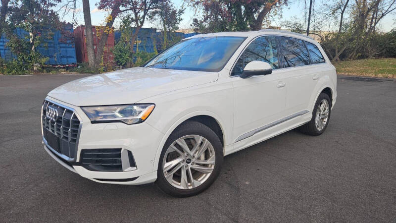 2022 Audi Q7 Premium Plus's photo
