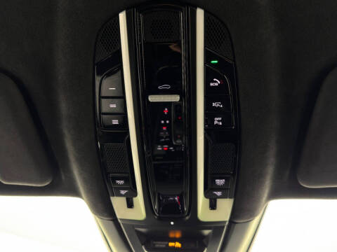 2022 Porsche Cayenne GTS Coupe