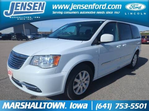 2016 Chrysler Town and Country for sale at JENSEN FORD LINCOLN MERCURY in Marshalltown IA