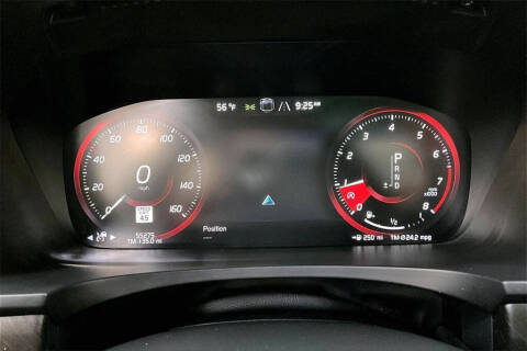 2020 Volvo V90 Cross Country T6