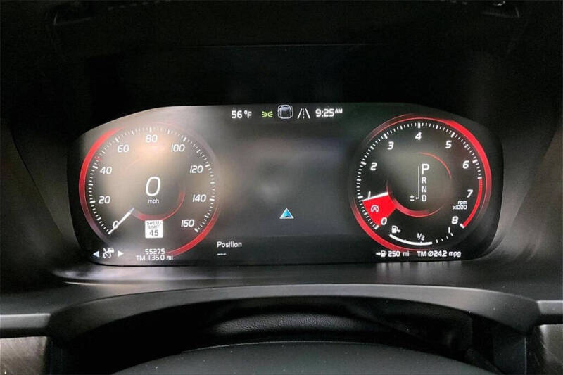 2020 Volvo V90 Cross Country T6