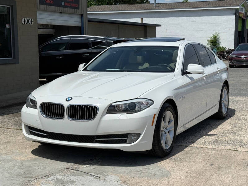 2011 BMW 5 Series 528i