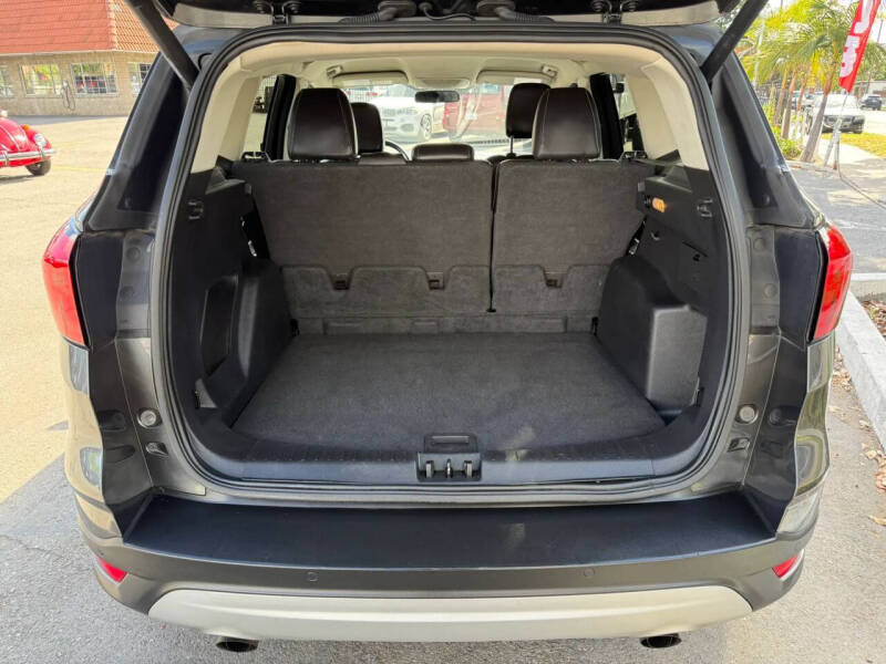 2019 Ford Escape SEL