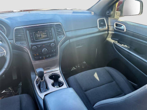 2016 Jeep Grand Cherokee Laredo