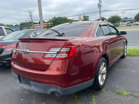 2014 Ford Taurus SEL