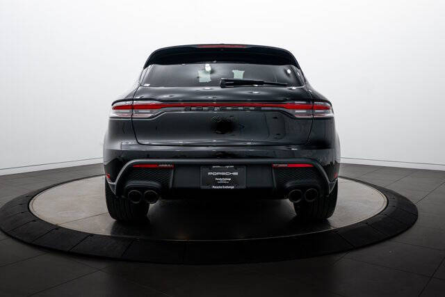 2025 Porsche Macan