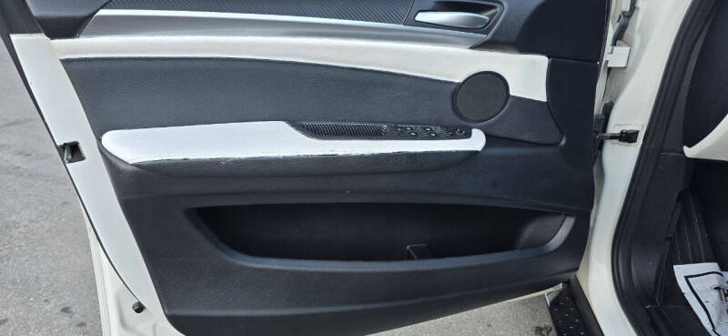 2011 BMW X6 xDrive35i