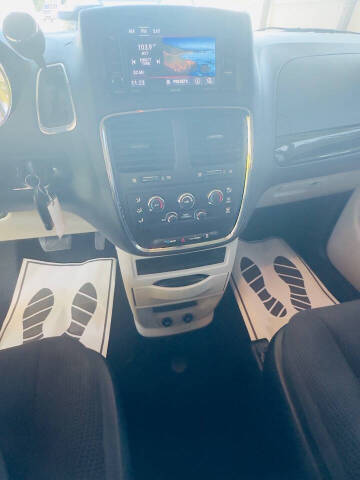 2017 Dodge Grand Caravan SE