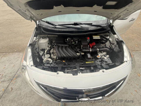 2019 Nissan Versa S Plus