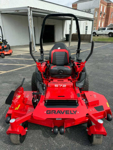 2026 Gravely PRO TURN 572 72"
