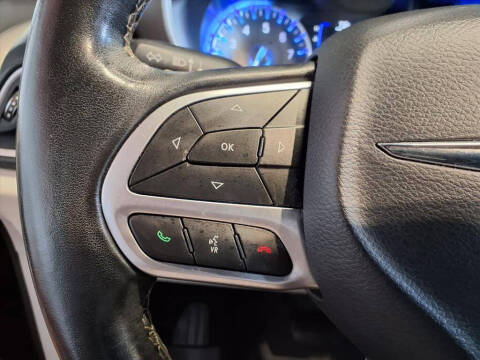 2020 Chrysler Voyager LX