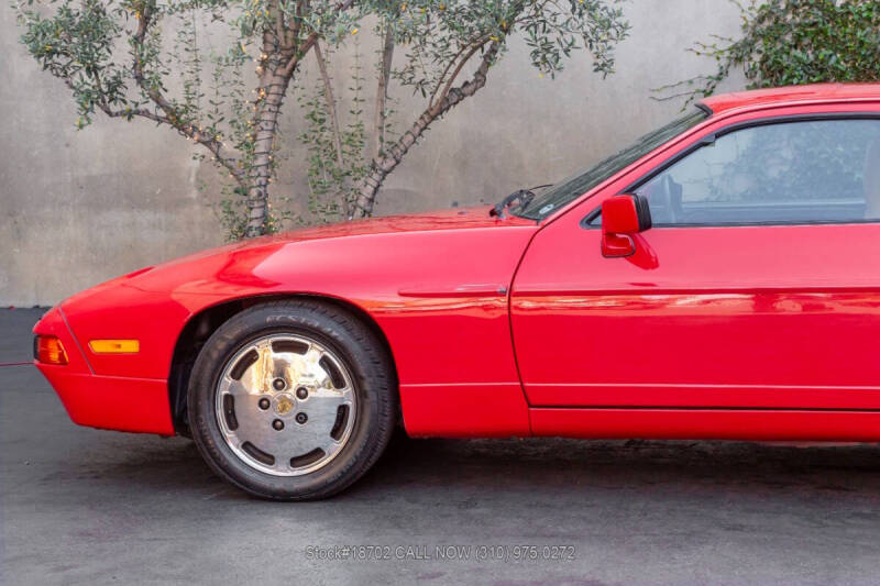 1988 Porsche 928 S4
