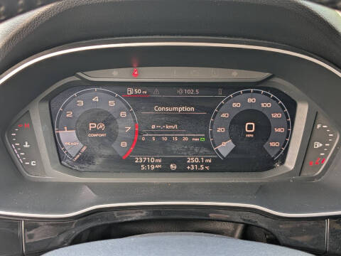 2020 Audi Q3 quattro Premium 45 TFSI