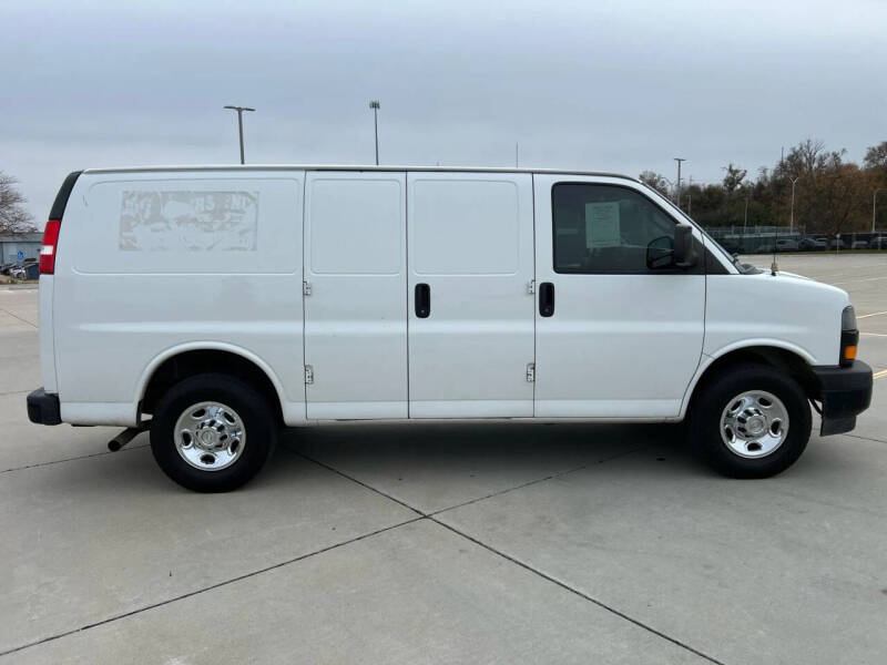 2020 Chevrolet Express 2500