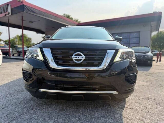 2017 Nissan Pathfinder S