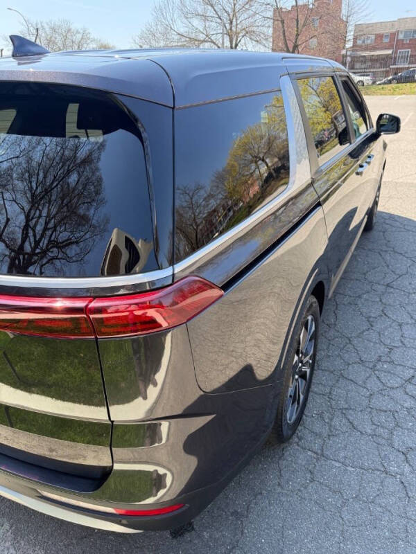 2022 Kia Carnival EX